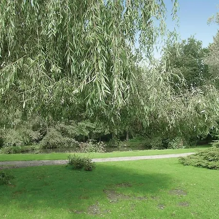 2 Bedroom Lovely In * Dimont