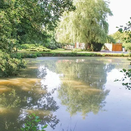 2 Bedroom Lovely In Ferienhaus *