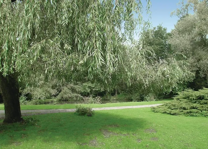 2 Bedroom Lovely In * Dimont